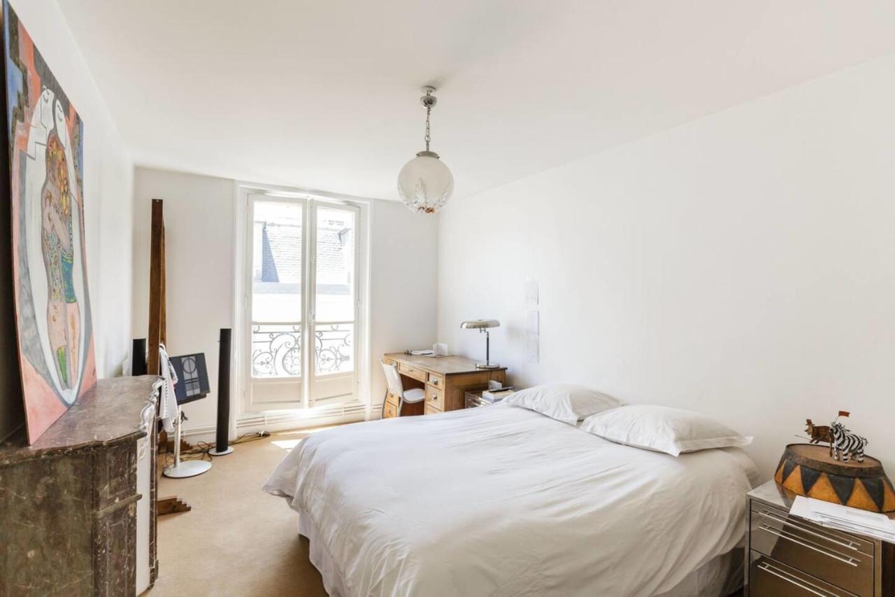 Beautiful Apartment In 3Rd Arrondissement Paris Exterior photo
